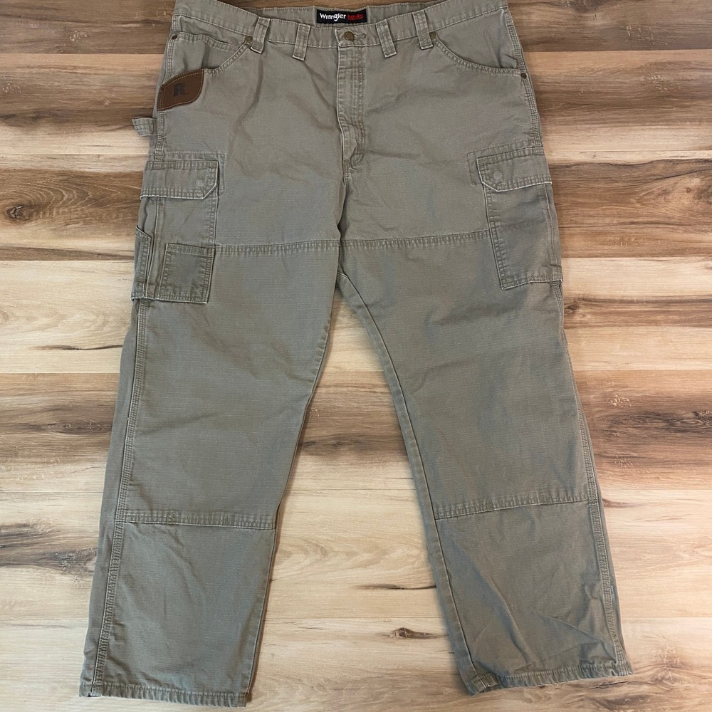 Wrangler RIGGS Workwear Men's Cargo Pants Beige 44x30 Cotton Blend Work